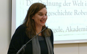 Vortragende. Prof.in Dr.in Elke Gaugele (Akedemie der bildenden Künste Wien)
