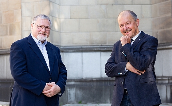 Mag. Franz Harant (l.) und sein Nachfolger Mag. Josef Lugmayr.
